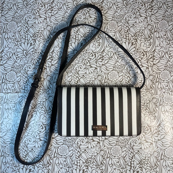 Henri Bendel Bowery Centennial Stripe Crossbody Wallet Phone Case - Picture 1 of 13